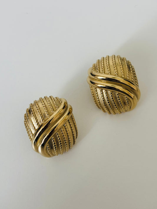 Boucle d’oreille